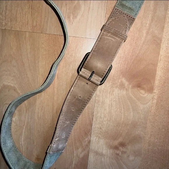 Vintage L.L. Bean Green and Tan Crossbody Messenger Bag, Like New!! - Picture 4 of 6